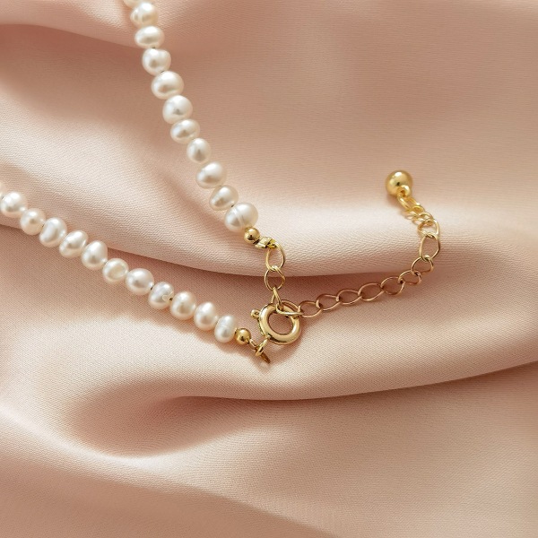 Naturligt sötvatten hirs pärla halsband kvinnlig guld nyckelbenskedja mode personlighet temperament senior accessoarer