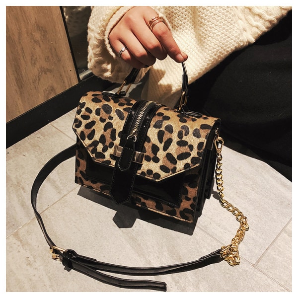 All-match Shoulder Messenger Mode kvinnor Stor kapacitet Fyrkantig väska med magnetisk spänne kedja leopard print