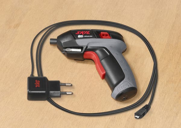 Skil Compact Cordless Screwdriver 3,6V | Micro-USB Charger