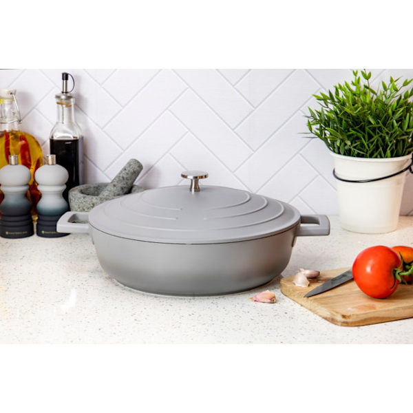 MasterClass Cast Aluminium Casserole 4L. - Ombre Grey