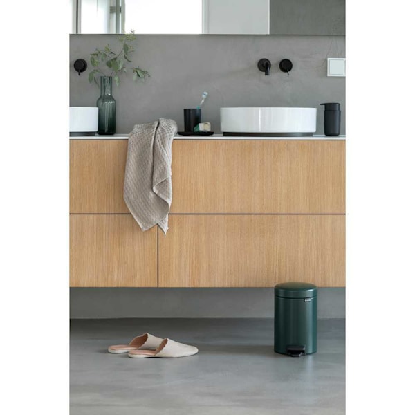 Brabantia Pedal Bin NewIcon 3 Liter Fingerprint Proof