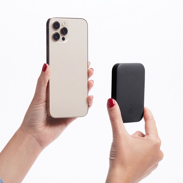Lexon Design Softpower Magbank, punainen latausratkaisu