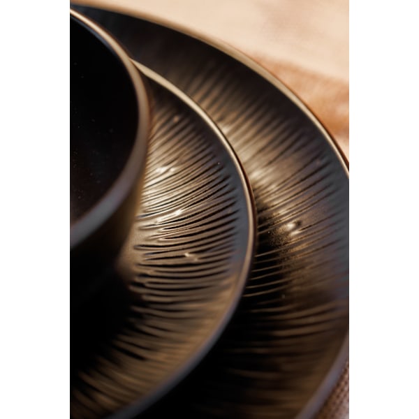 Mikasa Jardin Stoneware Dinner Set - 12pcs. Black