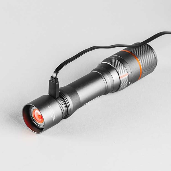 NEBO Davinci&#x2122; 1000 Rechargeable Handheld Flashlight 1000lm