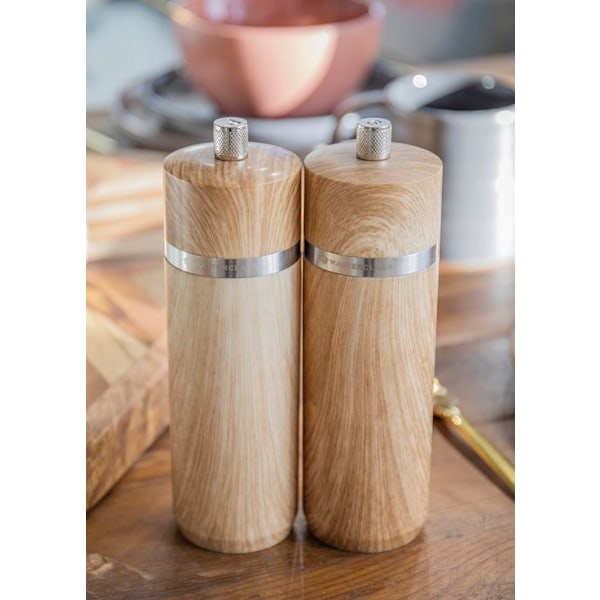 MasterClass Salt or Pepper Mill 17cm - Beech Finish