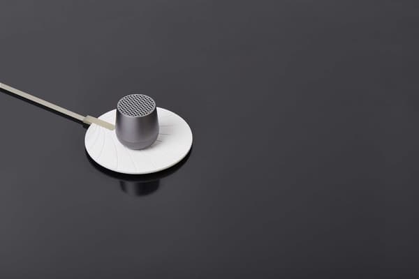 Lexon Design MINO + Rechargeable TWS Speaker Gold