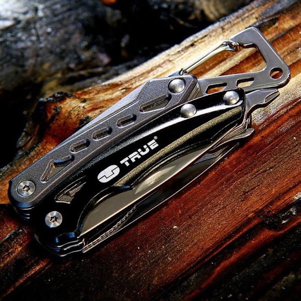 True Utility Seven Multi Tool - Keyring Packaging