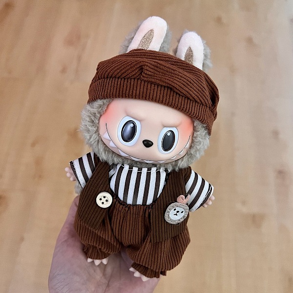 [HH] Labubu Kläder och Accessoarer Endast Kläder POPMART LABUBU Sittande Docka Kläder Hatt 25