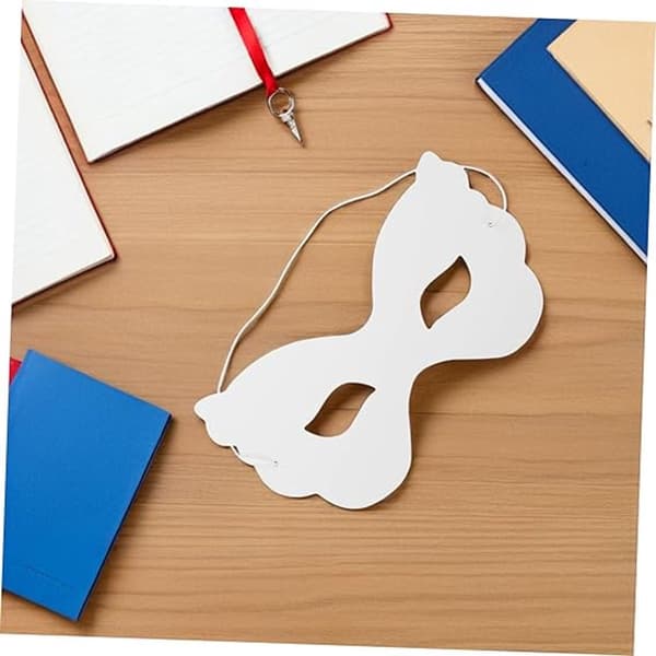 40 hvide papirmasker, malbare halvansigts sommerfuglemasker med elastikbånd til Halloween, skoleaktiviteter og kostumefester