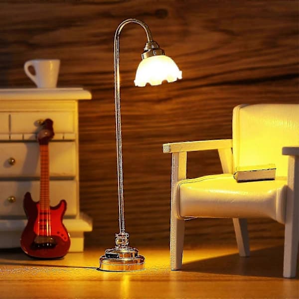 2 stk Mini Dukkehuslampe Mini Dukkehusbelysning Bordlampe Dekorasjon Dukkehustilbehør