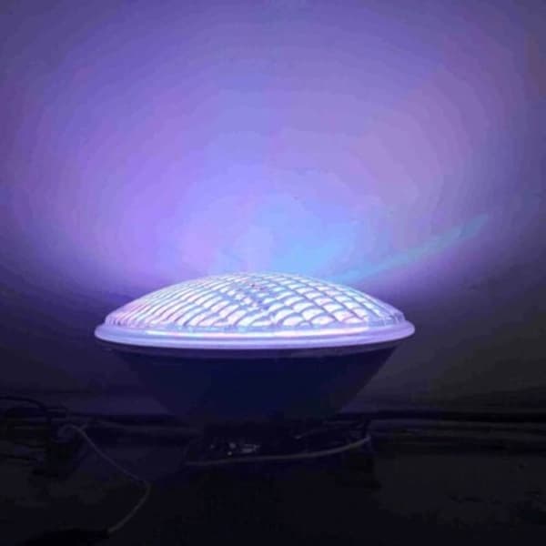 HA-Ulisem Lamp LED Pool PAR56 RGB Väri 35W 441 LEDillä