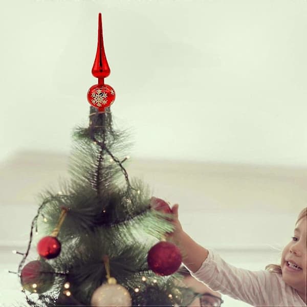 Festlig agurkformet juletrepynt for juledekorasjon