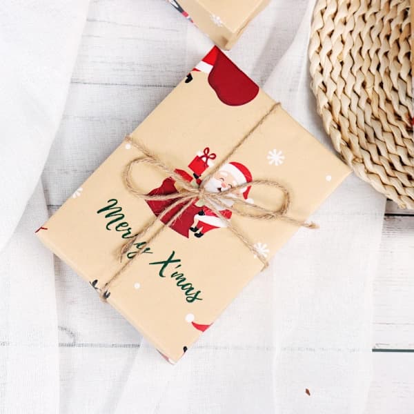 20-pack julpapper, kraftpapper - snöflingor, bilar och julgranar, ränder och God Jul-