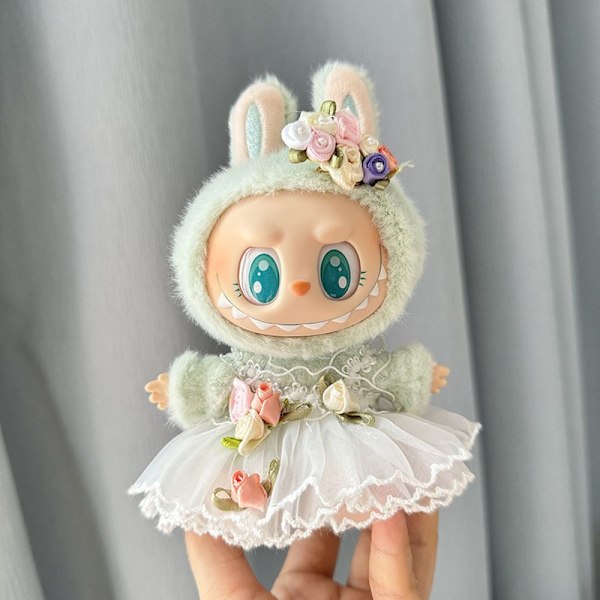 [HH]Labubu Vaatteet Riipus Labubu Istuva Juhlanukke Takki Bud Mekko Söpö Sarjakuvanukke Puku 17cm 2