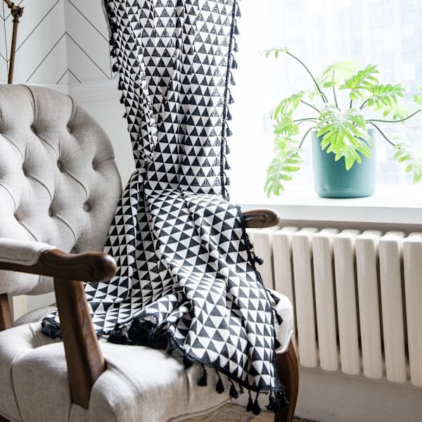 Geometrisk mönstrad bomullslinne fönstergardin med tofsar, mörkläggande, lantlig stil, triangulärt mönster, gardinpanel för sovrum