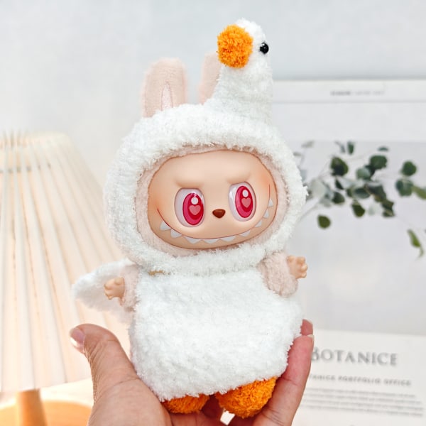 [HH] 17cm Labubu Docka Kläder Tillbehör Set Mini Docka Kostym Gåva Röd Liten Svan Panda Jumpsuit Uppsättning för DIY Samlare style 1