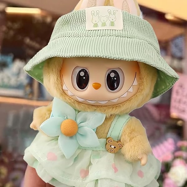[HH]2025 Kläder för Labubu Outfit Modekläder Set för 17cm Labubu Söta Utsökta Tillbehör för Labubu Samling Greendress+greenhat
