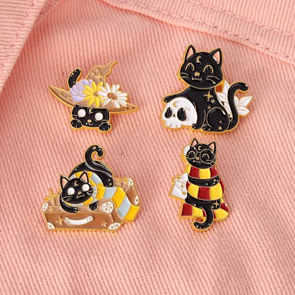 Sæt med 4 Halloween Søde Sorte Kat Emalje Pins Broche Sæt Tegneserie Magisk Kat Slagstift Tilbehør til B