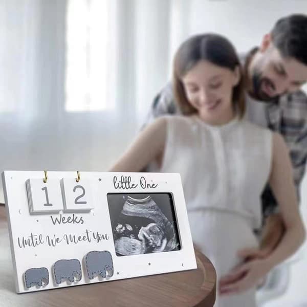 Ultrasound Frame with Birthday Countdown - Elephant Design - Perfect Gift for Expectant Parents - Pregnancy Keepsake
