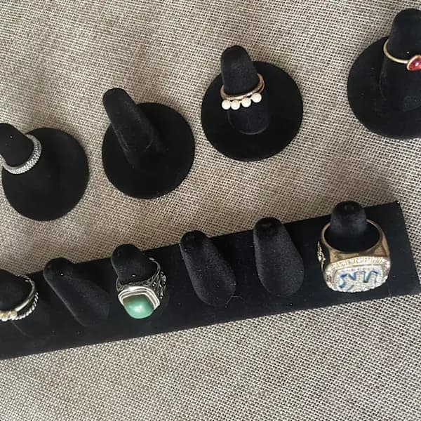 1 stk. Sort Fløjl 6 Finger Ring Display Stand Organizer