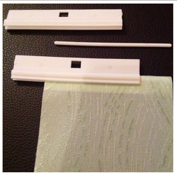 Hängklämmor för 89 mm (3,5") DIY vertikala persienner (set med 2)