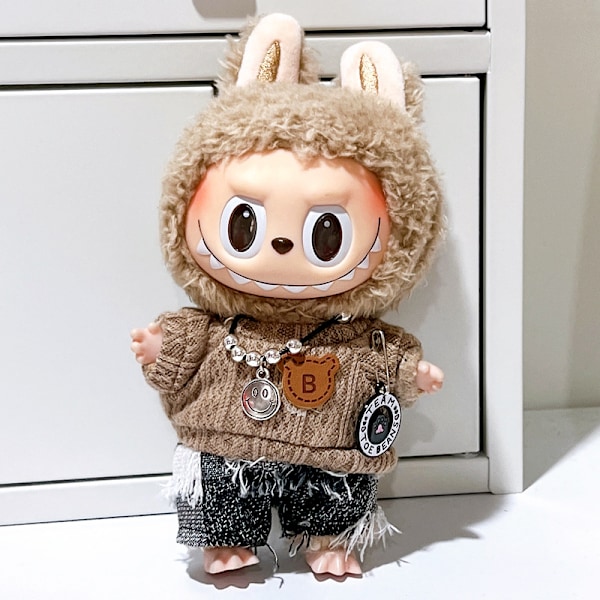 [HH] Dekorera Din 17cm Labubu Plysch Outfit Monsters Plysch Kläder för Vinter Skolväska Hängen 17cm 4 clothes only no plush