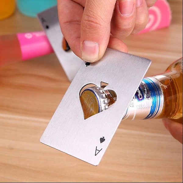 1 st ölöppnare med spelkort Ess i Spader Poker Soda Rostfritt Stål Flasköppnare