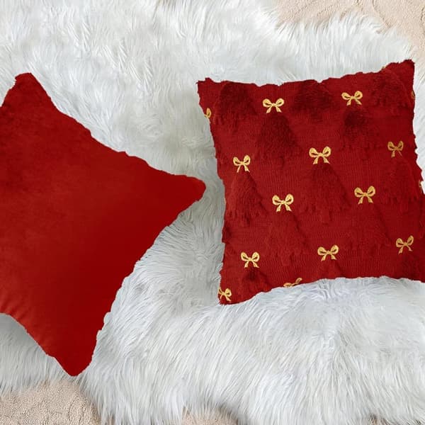 2-pack Juliga Kuddfodral 45×45 cm – Röd Med 3D Broderad Gran, Stjärnor & Rosetter – Vintermys för Soffa & Sovrum – Dolda Dragkedjor