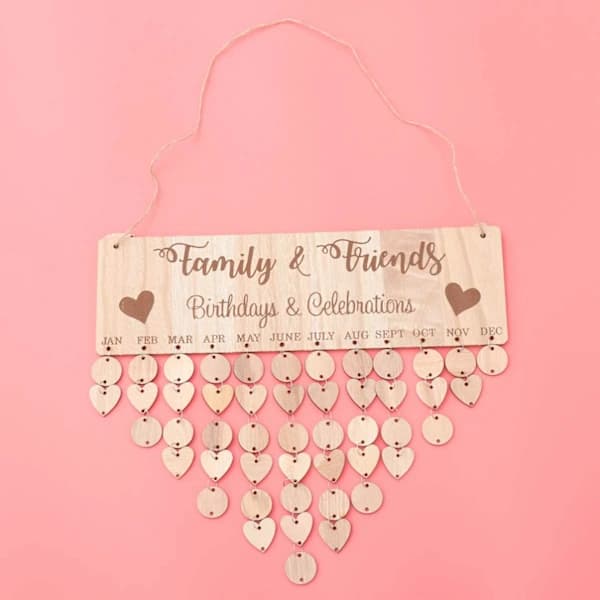 Set med trä DIY-kalender hängande påminnelsepennor