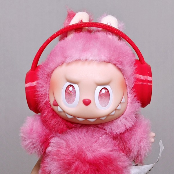 [HH]Labubu-vaatteet sopivat yhdelle, kahdelle ja kolmelle sukupolvelle Labubulle (vain vaatteet, nuket eivät sisälly) Red headphone