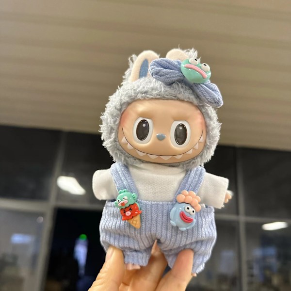 [HH] Labubu Kläder Märkesdesign Kläder Labubu Kläder Väska Skor Utsmyckning Dekorationer Förklädnad Big mouth fish overalls set