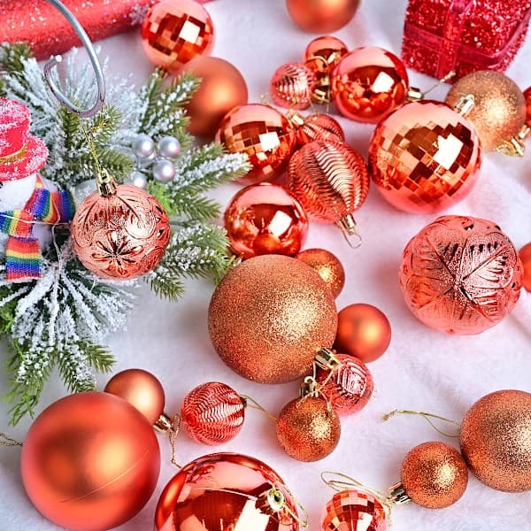 36 knusesikre julekuler – Perfekte glitterkuler, juletrekuler, juledekorasjoner