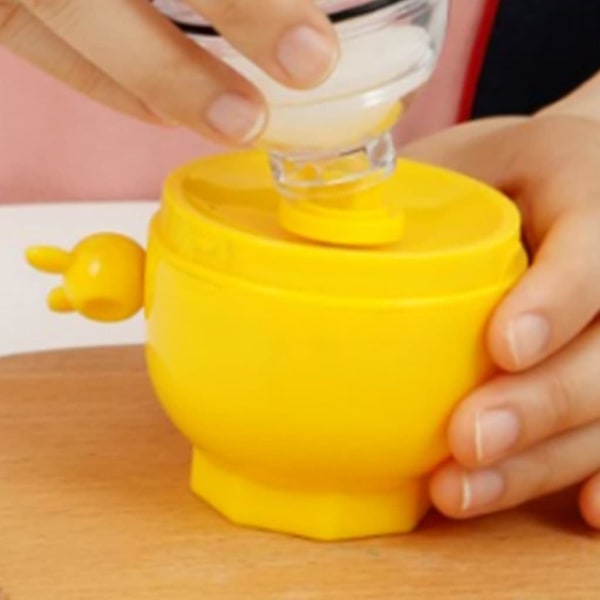 Äggulspisare Shaker Bärbar Handdrag Typ Manuell Blender Spinner Omrörningsmaskin för Hushållskök Spis Gadget