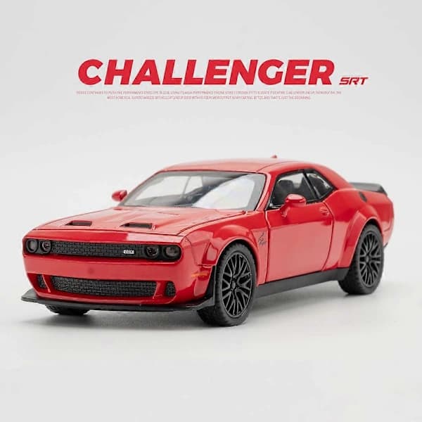 1:32 Dodge Challenger Hellcat Redeye Legeringsbilmodel Lyd og Lys Legetøj Samlerobjekt Fødselsdagsgave Sort