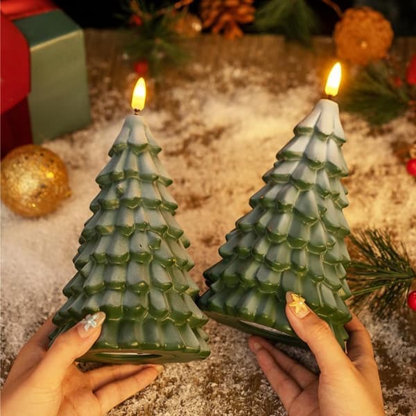 Christmas Tree Lights - LED Flameless Candles with Flickering Effect - Green - 4-pack