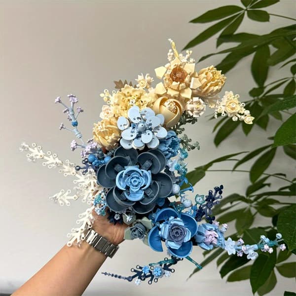 Den nye Moonlight Night Flower Romantiske Blomsterkollektion er den perfekte gave til jul og Thanksgiving.