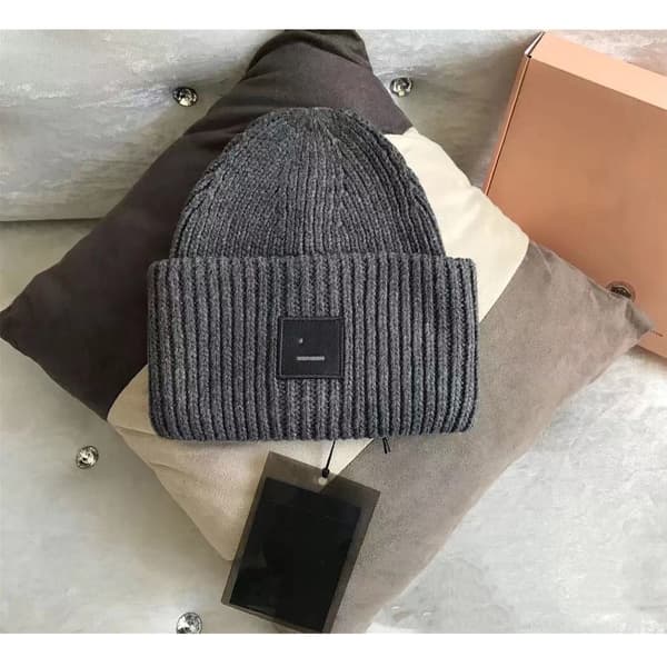 Smiley Ullhatt for Par - Firkantrullet, Høykvalitets Vinterhatt ROSA Pink
