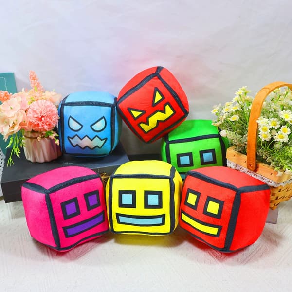 Geometry Dash Plys 12cm Geometry Sprint Spil Plyslegetøj Dukke Pude Gul Gradient Udgave