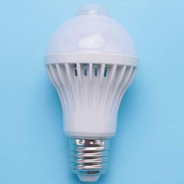 3X E27 LED-lampa med rörelsesensor, LED PIR Rörelsesensorlampa Globlampa, 5W