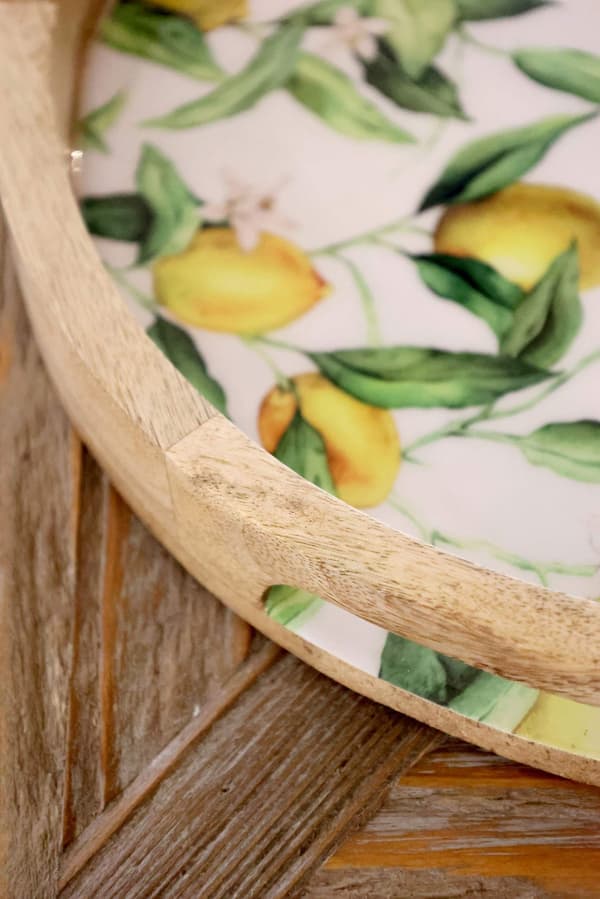 Tours Träbricka med Citroner Ø35 cm 2:a sortering – Chic Antique Tree