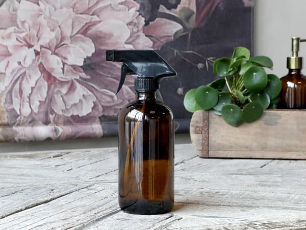Glasflaska med spray munstycke 480 ml Chic Antique Brun
