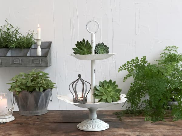 Våningsfat 2-vån m blommor vitt Chic Antique Creme