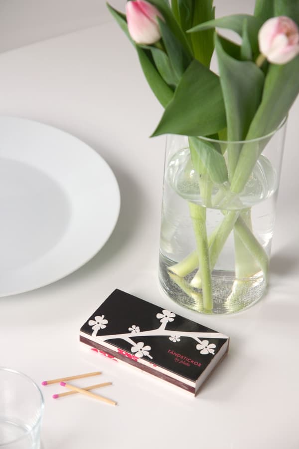 Tändsticksask Cherry Pluto Design Svart