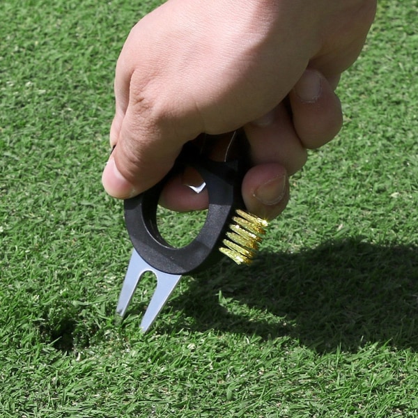 5-in-1 golftyökalu