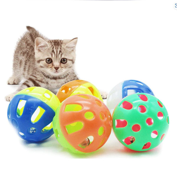 2 kpl kissanlelu - värikäs pallo kellolla