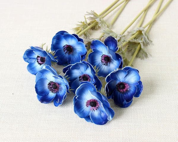 10-pack Konstgjorda Anemoner Blommande Blomsterbuskar med Grönt Lövverk för Hem, Restaurang, Kontor & Bröllopsdekor