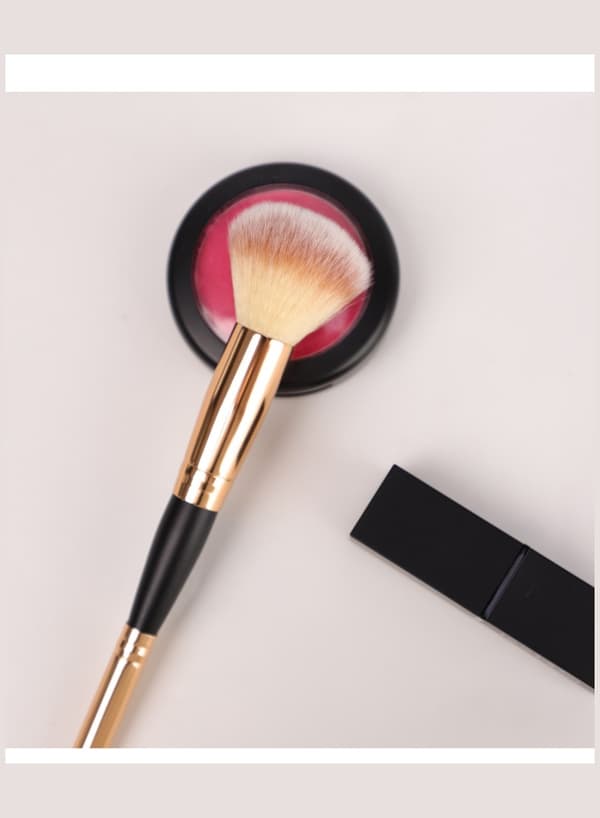 Enkelt dobbelthovedet makeupbørste PVC-materiale guld