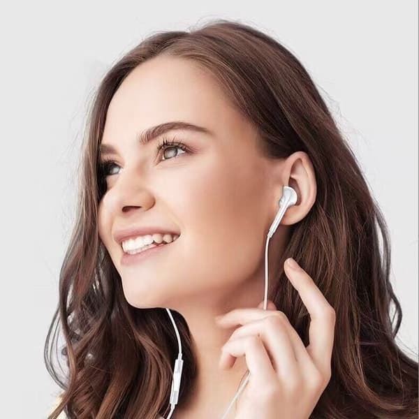 Apple EarPods med Lightning-kontakt
