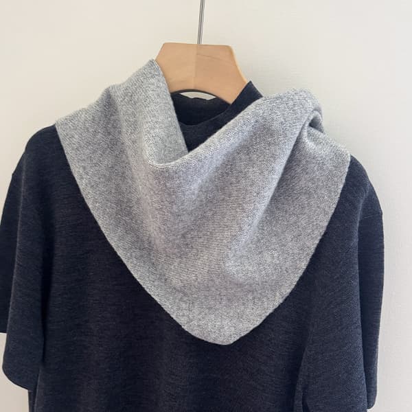 Triangulär stickad ullsjal, varm damscarf, stickad triangelsjal för vintern Light gray