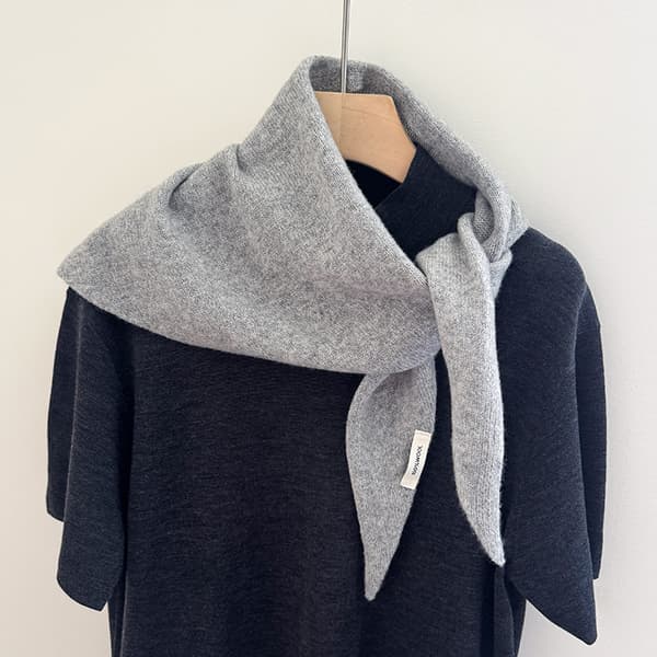 Triangulär stickad ullsjal, varm damscarf, stickad triangelsjal för vintern Light gray